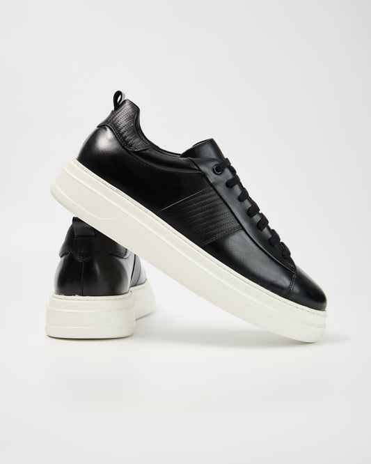 Black Posh Walk Sneakers